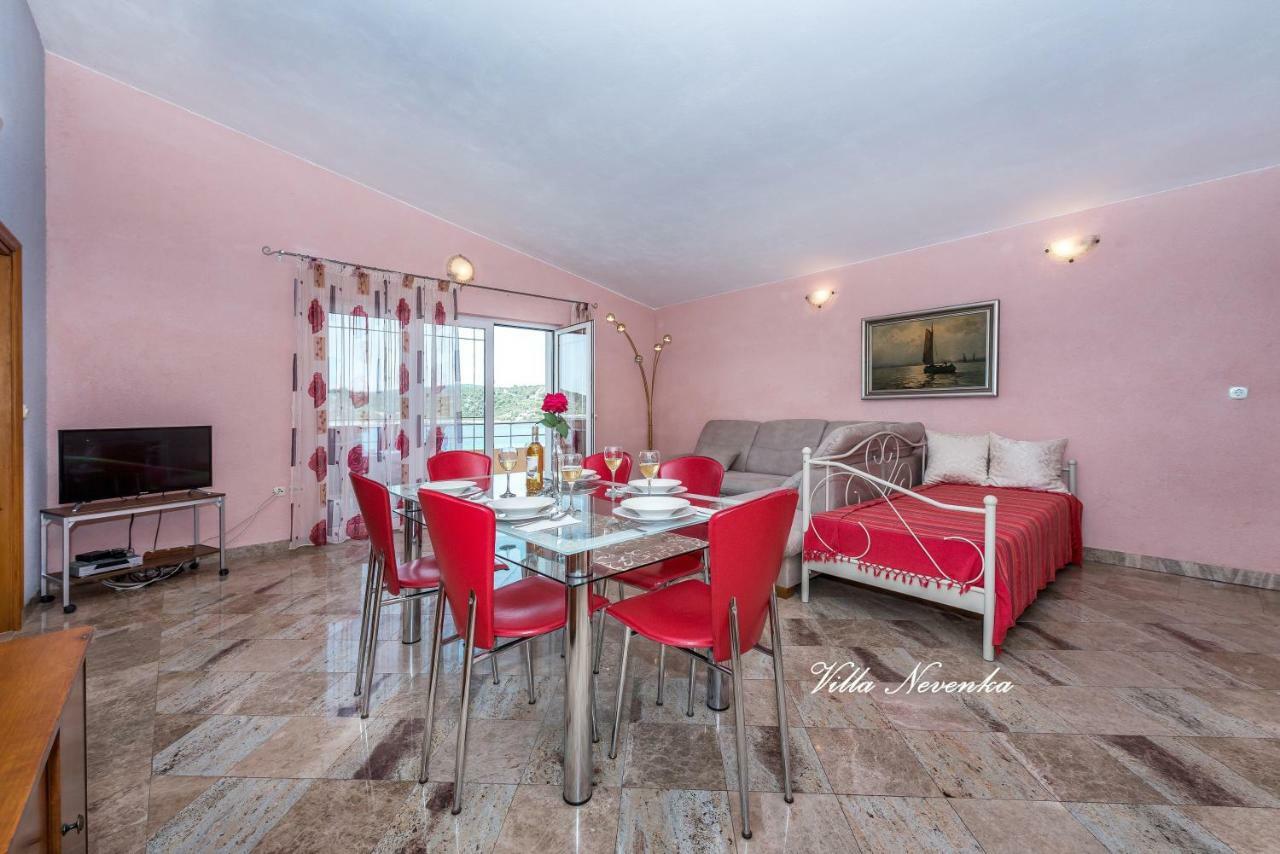 Apartments Villa Nevenka Rogoznica  Kültér fotó